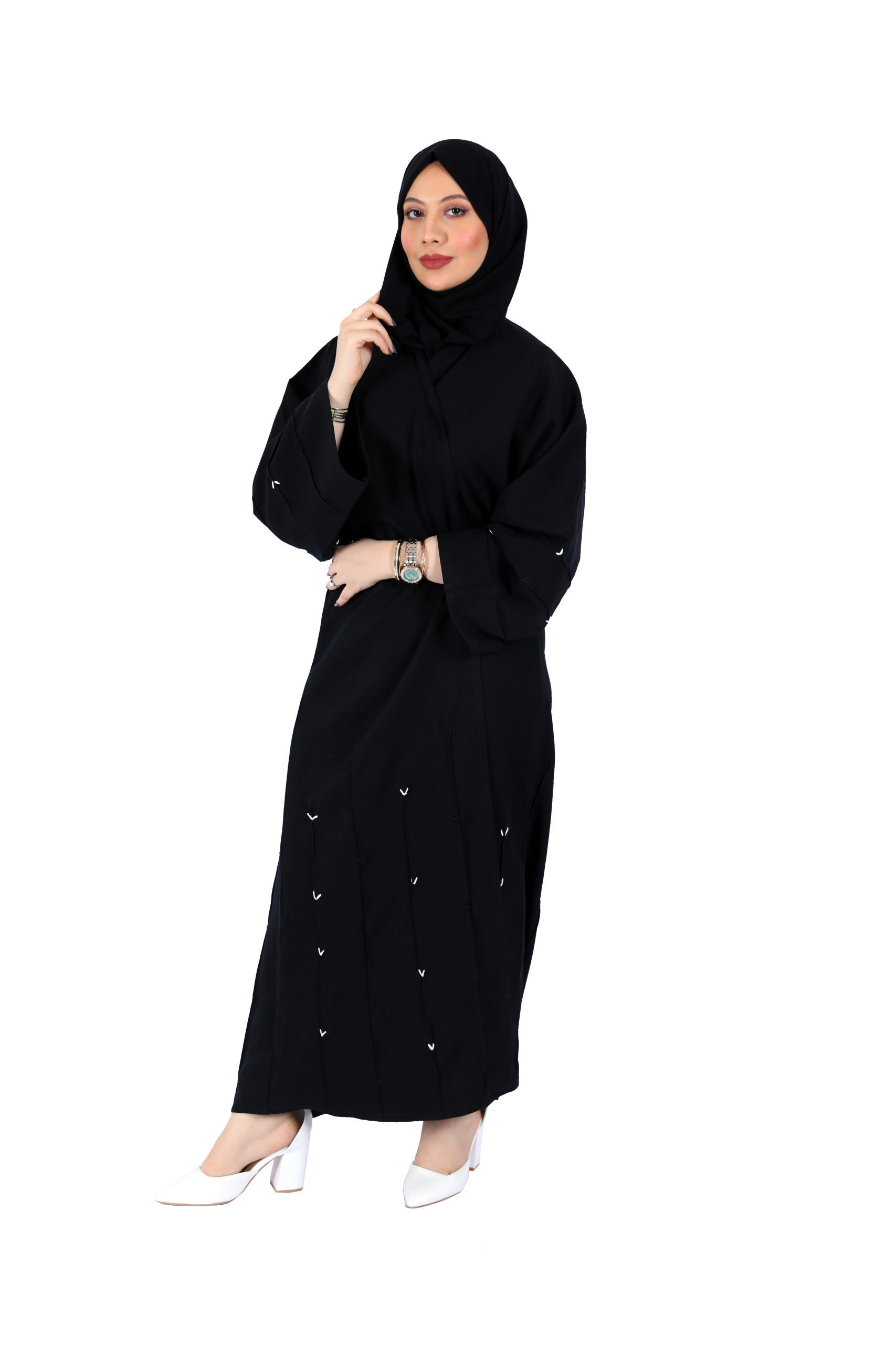 2C6A8194-copy-scaled-1.jpg عبايه بتطريز خيوط مميزة عبايه بتطريز خيوط مميزة