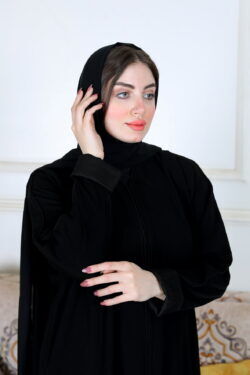 عبايه كلاسيك ملكي اسود