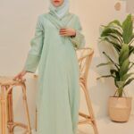 عبايه كريب تيفاني بياقة بليزر