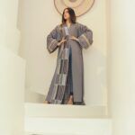 ⁦عبايه كريب قطري رمادي⁩ - الصورة ⁦2⁩