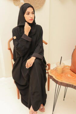 عبايه قصة اماراتي كم مقلوب