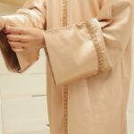 ⁦عبايه الجازار الطبيعي بيج⁩ - الصورة ⁦3⁩