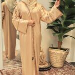 عبايه الجازار الطبيعي بيج