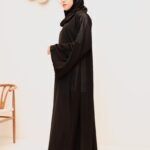 ⁦عبايه ملكي كوري بكسره⁩ - الصورة ⁦3⁩