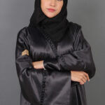 عبايه اسود الجازار الطبيعي