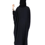 عبايه نص بشت قطرية سوداء بالكامل