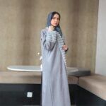 ⁦عبايه فروه شتوي رماري⁩ - الصورة ⁦5⁩