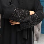 ⁦عباية شك ازدهار من اكمام وخرز لامع⁩ - الصورة ⁦2⁩