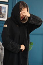 عبايه بشك ازدهار على اكمام بخرز لامع