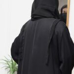 ⁦عبايه كلوش بفصوص محددة من الأكمام⁩ - الصورة ⁦14⁩