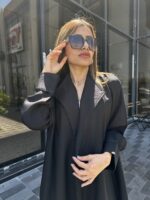 ⁦عبايه كلوش مزينه بفصوص على اطراف محدد⁩ - الصورة ⁦4⁩