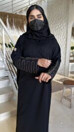 ⁦عبايه بشك سندس على اكمام مزينه بلون النحاسي⁩ - الصورة ⁦10⁩