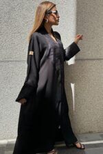 ⁦عبايه كتف منسوجه من امام بقماش جاكار⁩ - الصورة ⁦17⁩