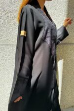 ⁦عبايه كتف منسوجه من امام بقماش جاكار⁩ - الصورة ⁦4⁩