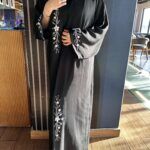 ⁦عباية نواعم بتطريز مميز بشك⁩ - الصورة ⁦4⁩