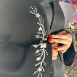 ⁦عباية نواعم بتطريز مميز بشك⁩ - الصورة ⁦2⁩