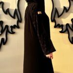 ⁦عباية سوداء بتطريز مبتكره رسميه ومميزه⁩ - الصورة ⁦5⁩