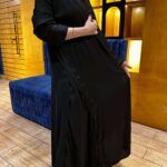 عبايه مريم بليزر مندمجة بقماش كسر من اجناب و تطريز اسود