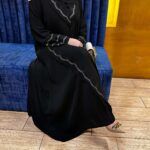 عبايه مريم بليزر من اجناب و تطريز بيج