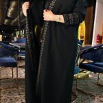 ⁦عباية مطرزه بنحاسي بتطريز ارى من امام وخلف مميزه⁩ - الصورة ⁦5⁩