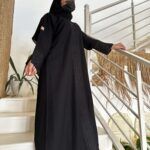 ⁦عبايه بشك مخفى من  امام و اكمام على شكل x⁩ - الصورة ⁦6⁩