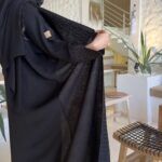 ⁦عبايه بشك مخفى من  امام و اكمام على شكل x⁩ - الصورة ⁦9⁩