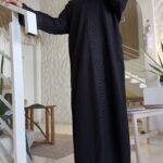 ⁦عبايه بشك مخفى من  امام و اكمام على شكل x⁩ - الصورة ⁦2⁩