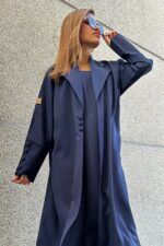 ⁦عباية كحلي بليزر مندمجة بطبقة داخلية⁩ - الصورة ⁦11⁩