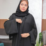 ⁦عباية كلوش نواعم بسحاب مخفى مزينه بزراير من امام⁩ - الصورة ⁦3⁩