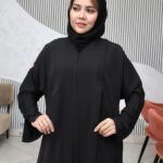 ⁦عبايه كلوش مزينه بكسر من اجناب و زراير على اكمام بشكل مميز⁩ - الصورة ⁦4⁩