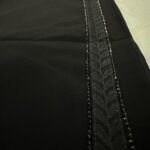 ⁦طرحه مطرز  فصوص ليزر طرفين⁩ - الصورة ⁦3⁩