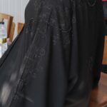 عباية بشك على الاكتاف بقصه كم اماراتي