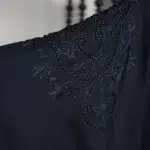 ⁦عباية بشك على الاكتاف بقصه كم اماراتي⁩ - الصورة ⁦3⁩