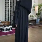 ⁦عباية بشك على الاكتاف بقصه كم اماراتي⁩ - الصورة ⁦4⁩