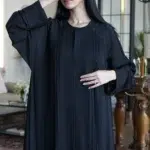 ⁦عبايه كلوش محددة باسود⁩ - الصورة ⁦5⁩