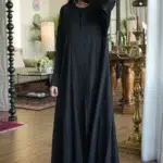 ⁦عبايه كلوش محددة باسود⁩ - الصورة ⁦9⁩