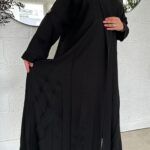 ⁦عبايه كلوش كلاسيك مزينة بدقات زري⁩ - الصورة ⁦4⁩