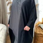 ⁦عباية كلاسيك نص بشت بتطريز اسود امامى⁩ - الصورة ⁦4⁩