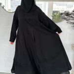 ⁦عبايه كلوش محددة باسود⁩ - الصورة ⁦13⁩
