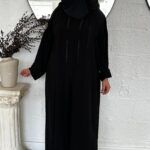 ⁦عبايه بشك اسود من امام بخرز ولولو اماراتي⁩ - الصورة ⁦4⁩