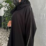 ⁦عبايه لف بخياطه يد مخفى من اكتاف وامام مميزه وكلاسيك⁩ - الصورة ⁦8⁩