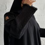 ⁦عبايه كلوش بشك مخفى على اكمام على شكل x⁩ - الصورة ⁦5⁩