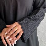 ⁦عبايه كلوش بشك مخفى على اكمام على شكل x⁩ - الصورة ⁦9⁩