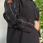 ⁦عباية كلوش بليزر بدقات ابيض⁩ - الصورة ⁦5⁩