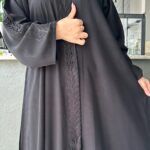 عبايه راقي كلوش مودل شك في اكتاف  و امام