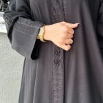 ⁦عبايه راقي كلوش مودل شك في اكتاف  و امام⁩ - الصورة ⁦2⁩