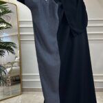 ⁦عباية كتف نص بشت محدده بلونين اسود و رمادى⁩ - الصورة ⁦3⁩