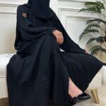 عبايه كلوش اسود