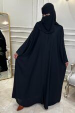 ⁦عبايه نص بشت بتطريز على اكتاف⁩ - الصورة ⁦6⁩