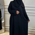 ⁦عبايه كتف مزينه بتطرير ارى اسود من امام⁩ - الصورة ⁦4⁩